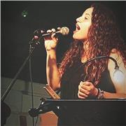 Per cantare sono necessarie tre cose: 
Passione
Emozione
Impegno
A fare di te un vero talento ci penso io